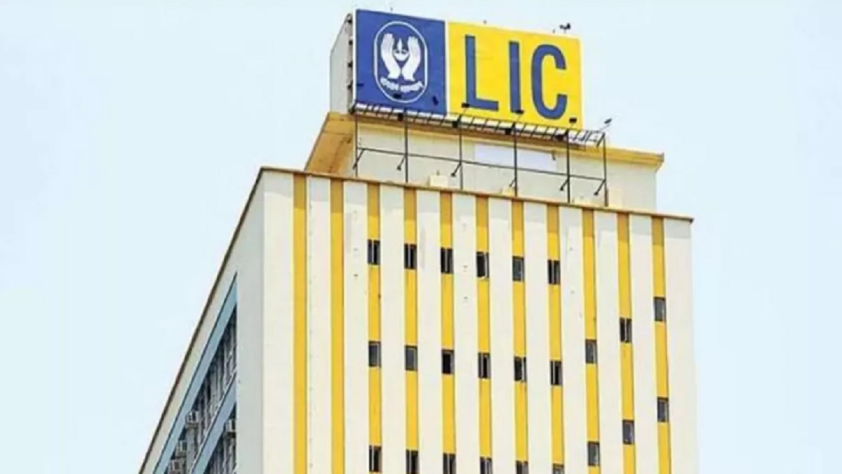 LIC AAO Admit Card 2025